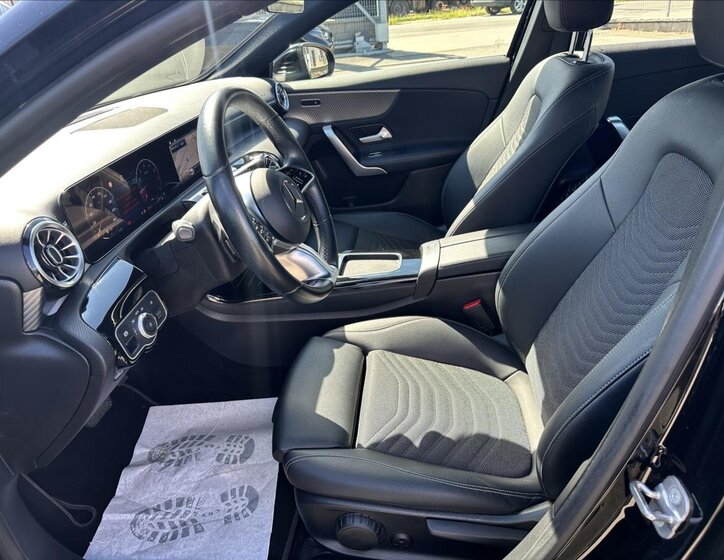 Mercedes-Benz Třídy A 9