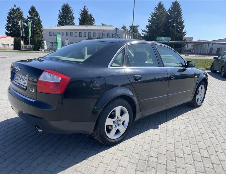 Audi A4 Sedan / Limuzína 1,8 l 110 kw