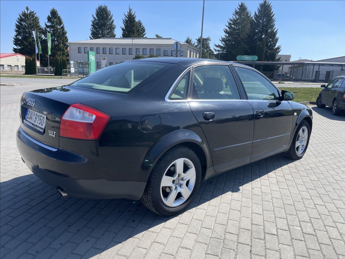 Audi A4 Sedan / Limuzína 1,8 l 110 kw