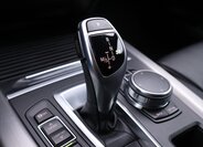 BMW X5 SUV / Terénní 3,0 l 230 kw