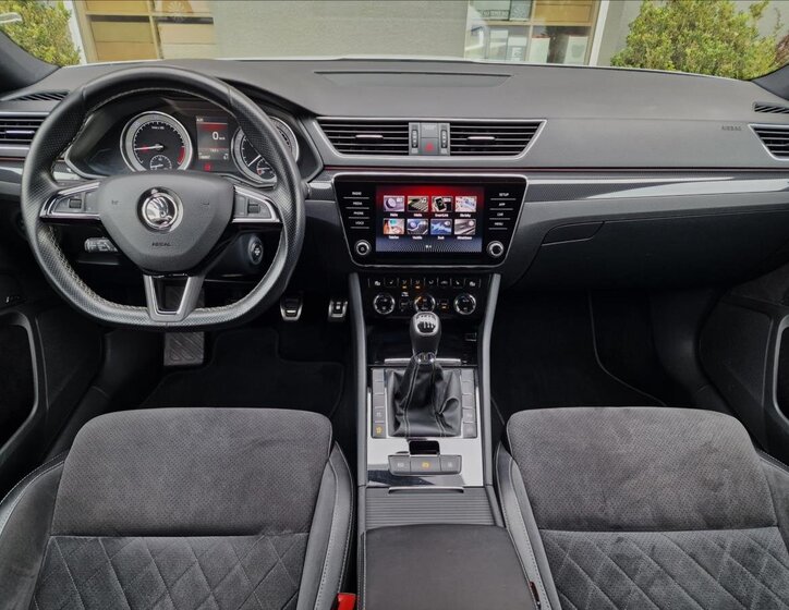 Škoda Superb Kombi 2,0 l 110 kw