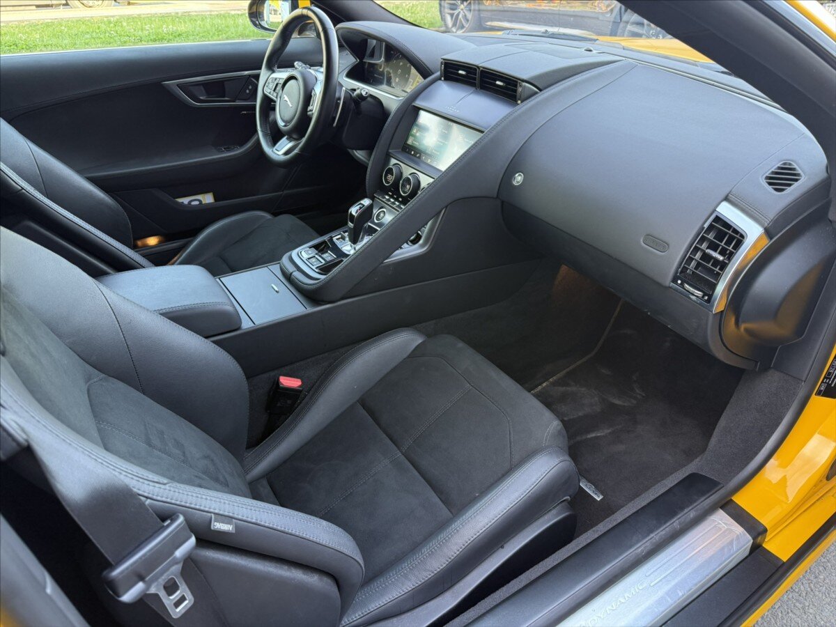 Jaguar F-Type Kupé 5,0 l 331 kw