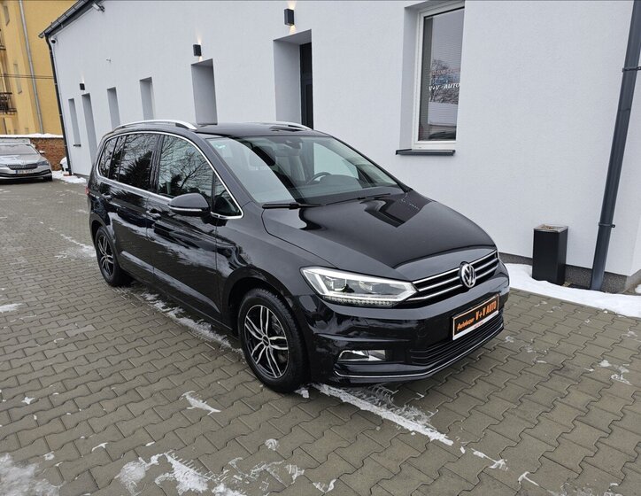 Volkswagen Touran Kombi 1,4 l 110 kw