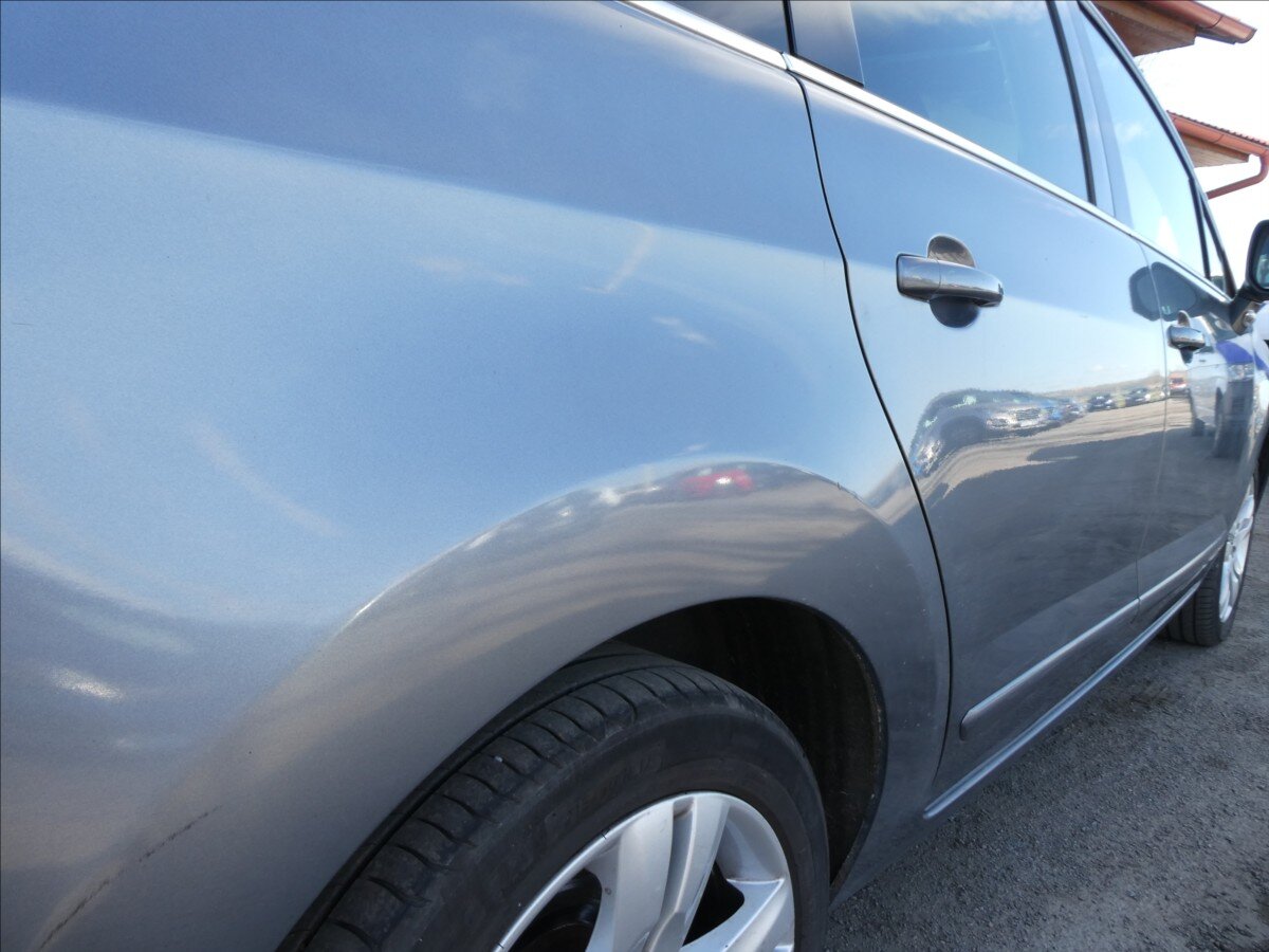 Peugeot 5008 MPV 1,6 l 115 kw