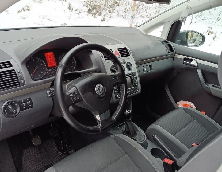 Volkswagen Touran MPV 0,0 103 kw