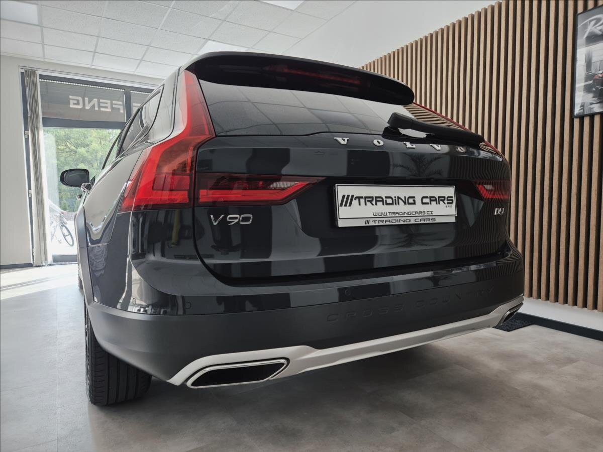 Volvo V90 Kombi 2,0 l 177 kw