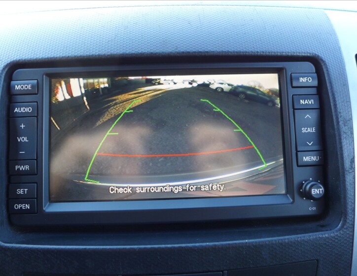 Citroën C-Crosser 24