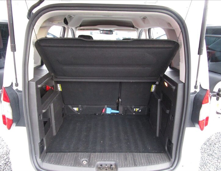 Ford Tourneo Courier Ostatní 1,5 l 70 kw