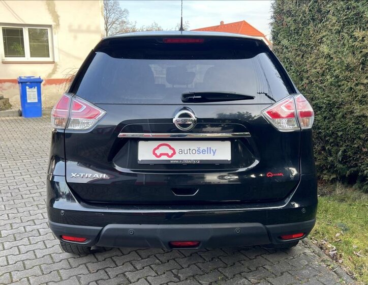 Nissan X-Trail SUV / Terénní 1,6 l 96 kw