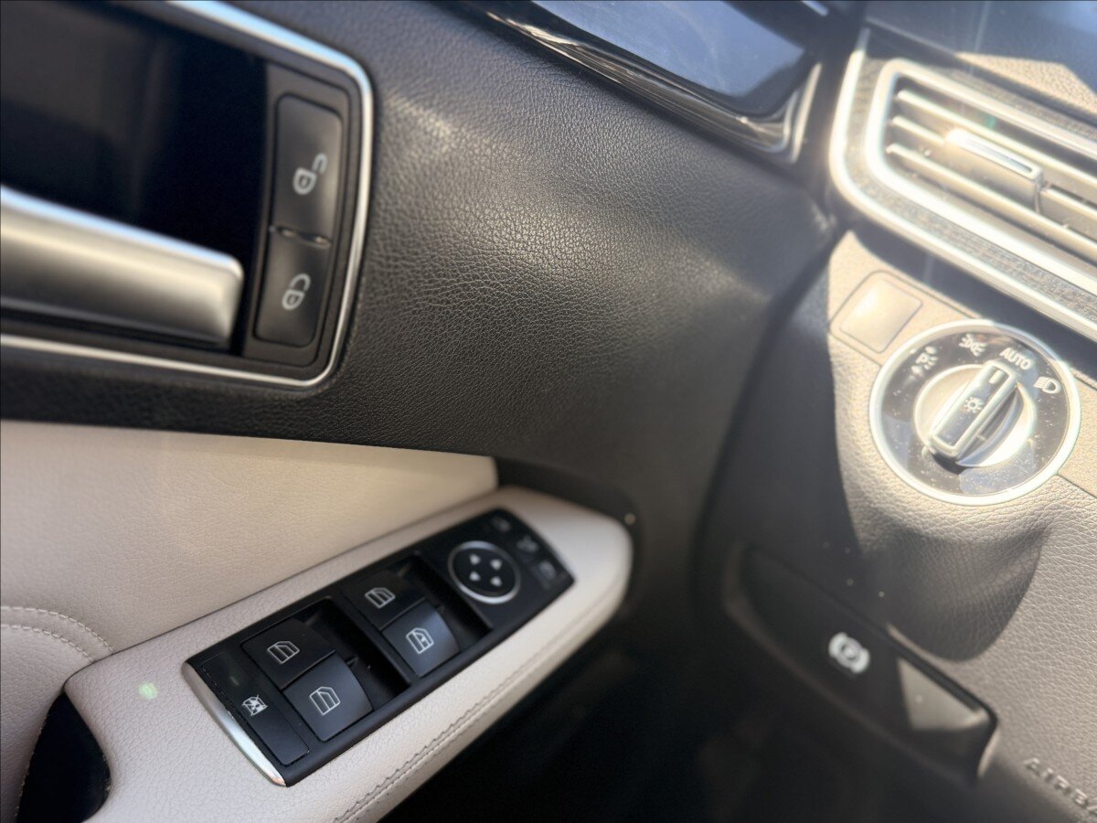 Mercedes-Benz Třídy E Kombi 2,1 l 150 kw