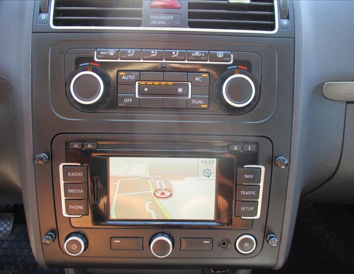 Volkswagen Touran 17