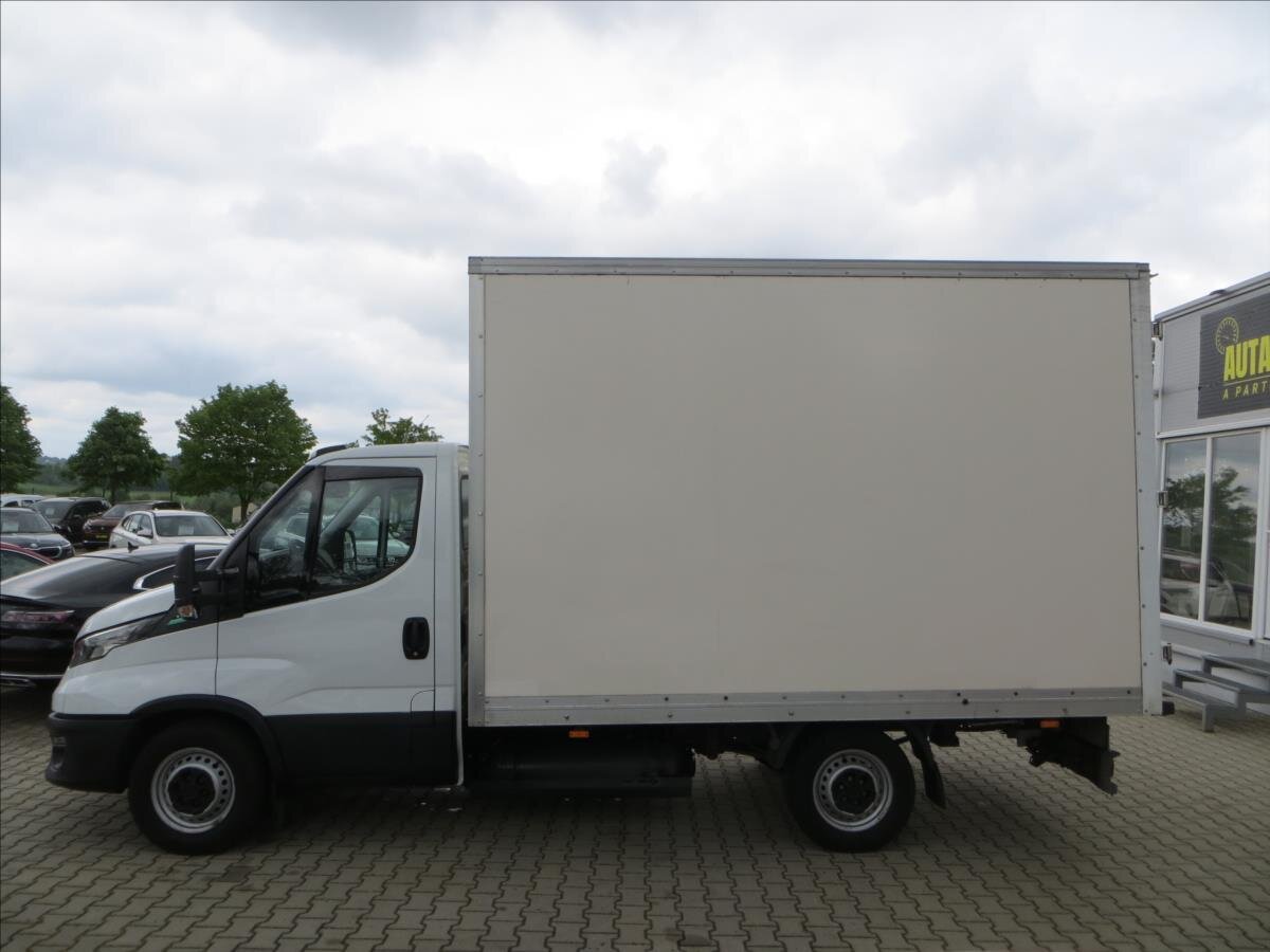 Iveco Daily Skříň 3,0 l 100 kw