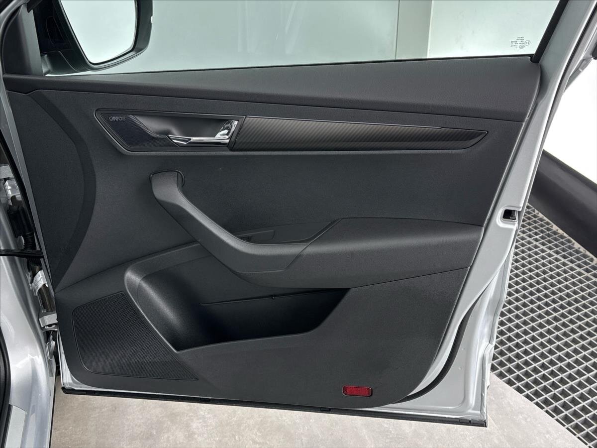 Škoda Karoq SUV / Terénní 1,5 l 110 kw