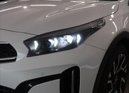 KIA XCeed CUV / Crossover 1,5 l 103 kw