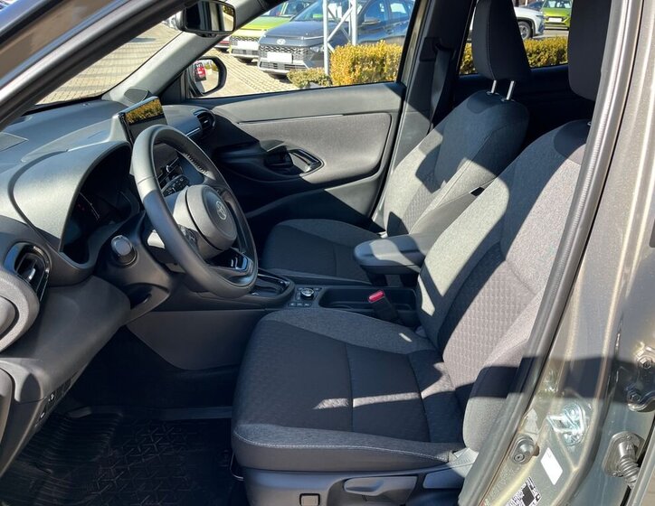 Toyota Yaris Cross SUV / Terénní 1,5 l 68 kw