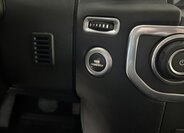 Land Rover Discovery 15