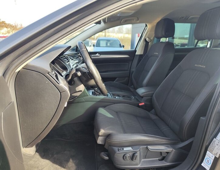 Volkswagen Passat Kombi 2,0 l 176 kw