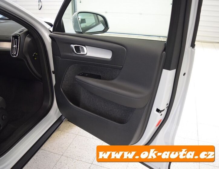 Volvo XC40 SUV 0,0 120 kw