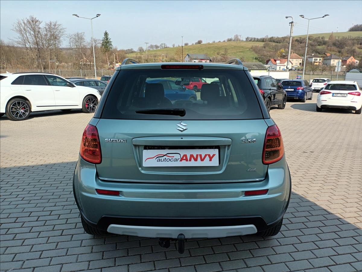 Suzuki SX4 Hatchback 1,6 l 88 kw