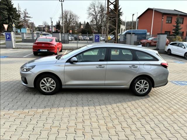 Hyundai i30 Kombi 1,6 l 85 kw
