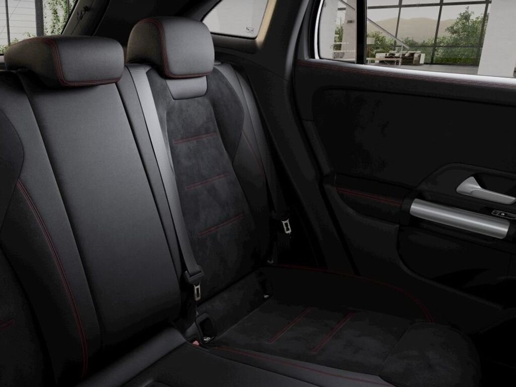 Mercedes-Benz GLA SUV / Terénní 2,0 l 110 kw