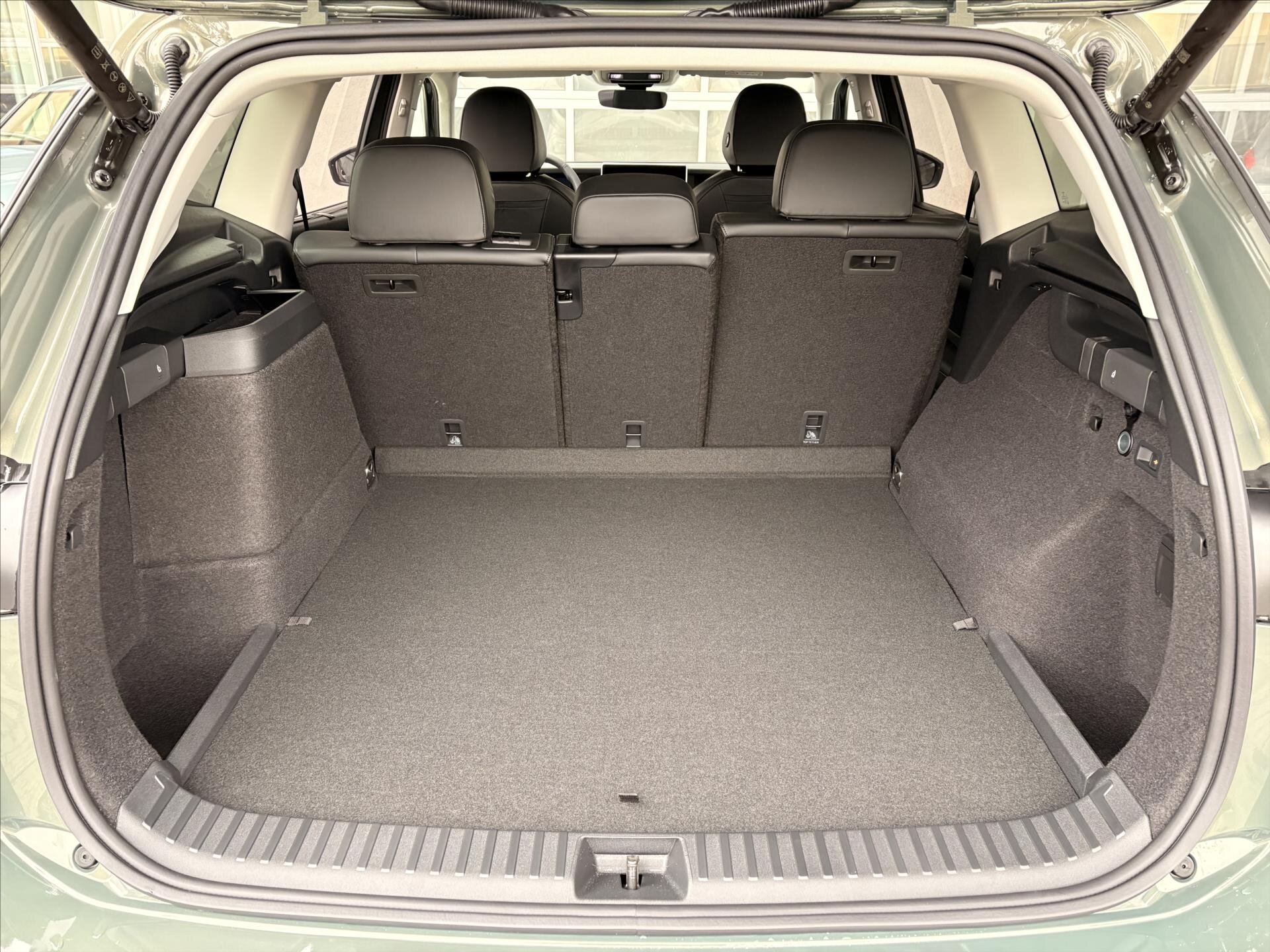 Volkswagen Tayron SUV / Terénní 1,5 l 150 kw
