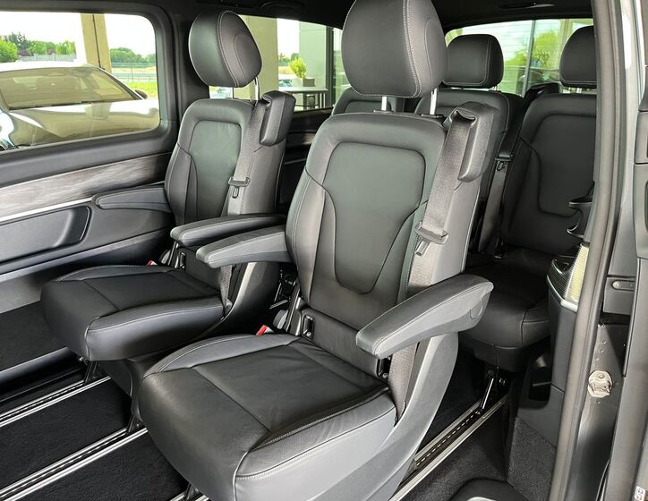 Mercedes-Benz EQV 17