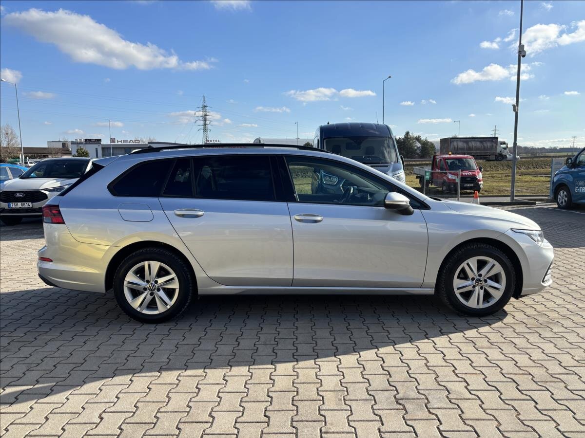 Volkswagen Golf Kombi 1,5 l 110 kw