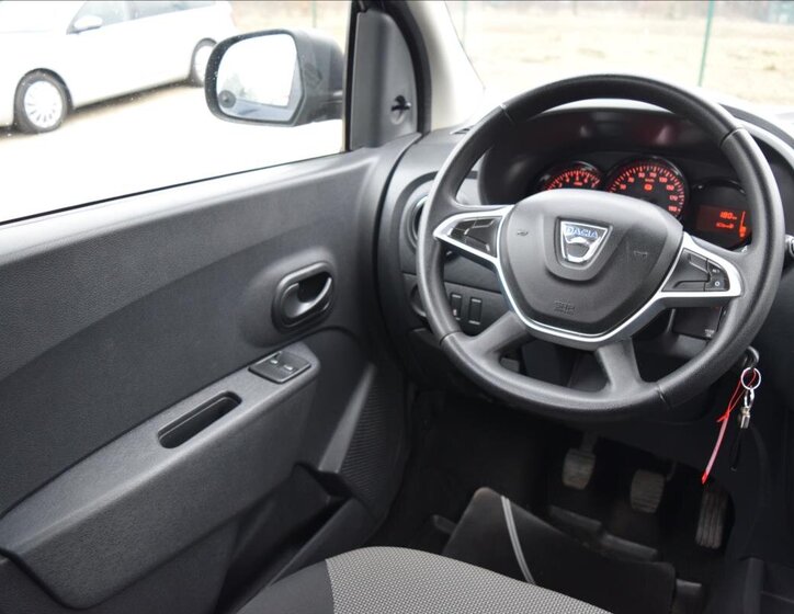 Dacia Lodgy 27