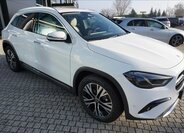 Mercedes-Benz GLA 1