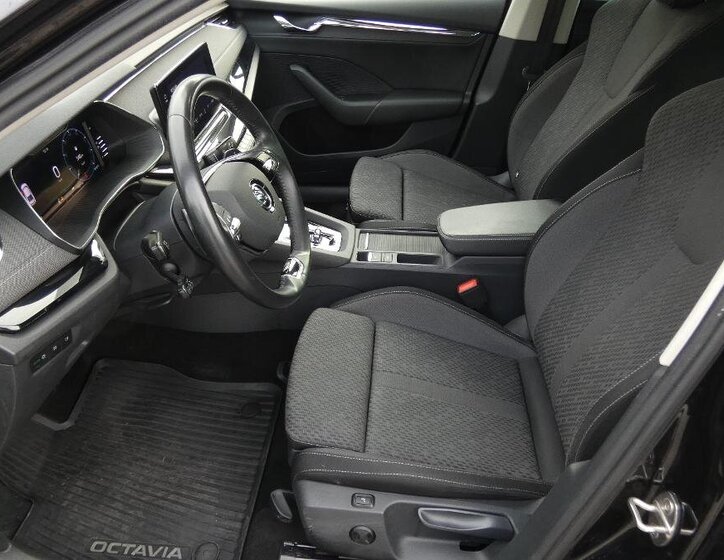Škoda Octavia 19