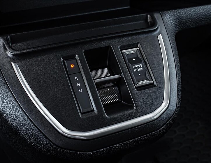 Peugeot Traveller MPV 2,0 l 130 kw