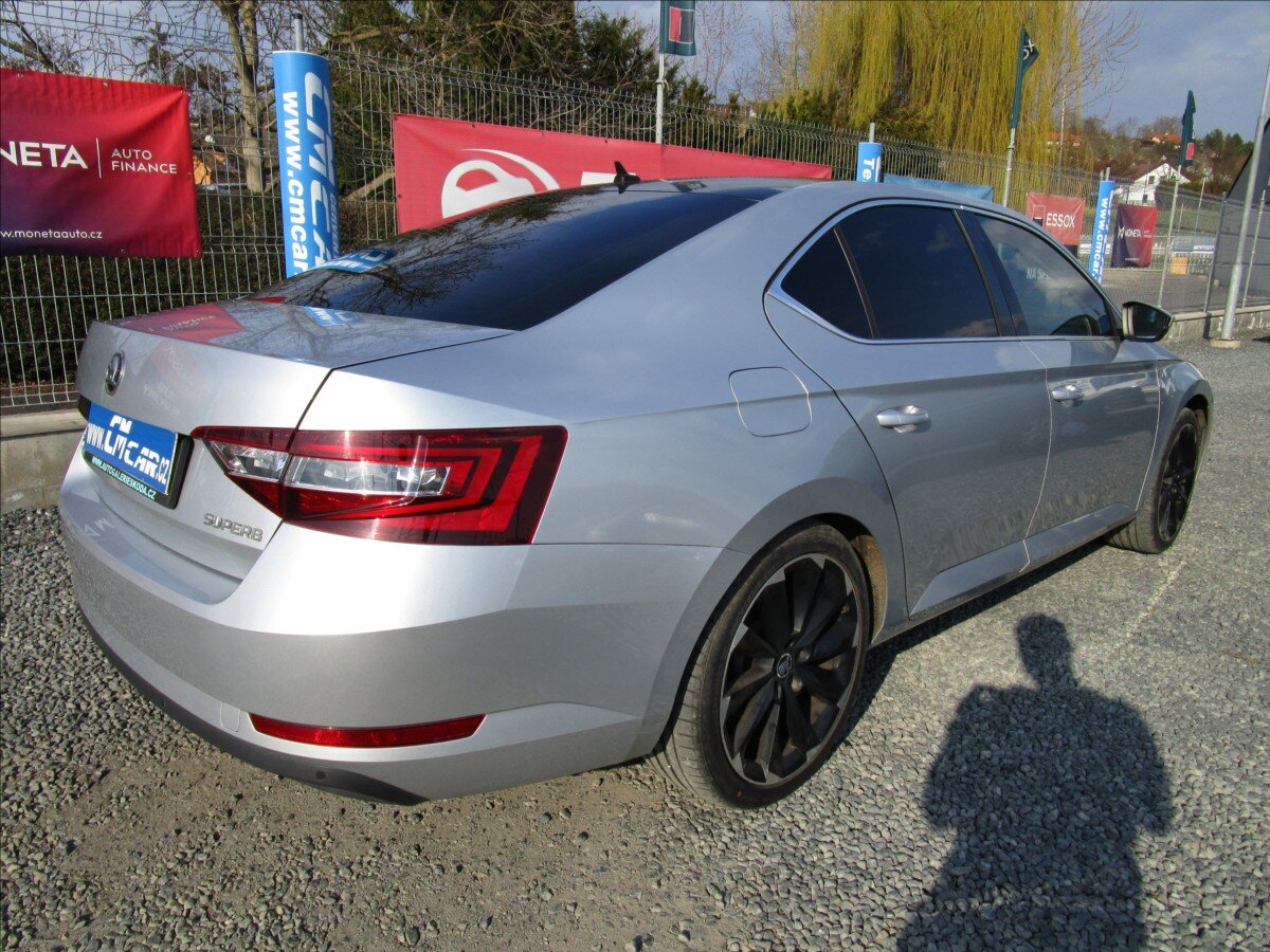 Škoda Superb Sedan / Limuzína 2,0 l 110 kw