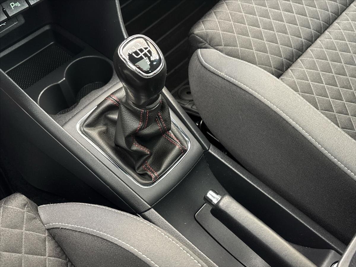 Škoda Rapid Hatchback 999,0 81 kw