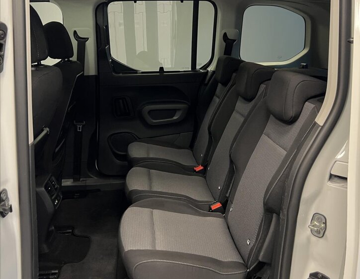 Toyota ProAce City Verso MPV 1,5 l 96 kw