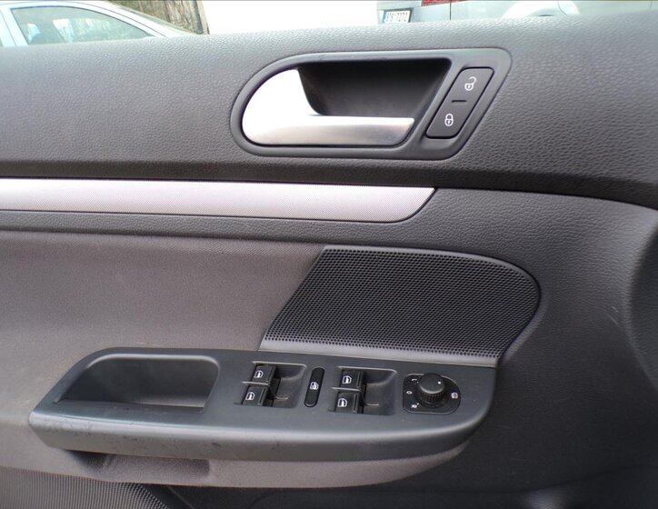 Volkswagen Golf Kombi 1,4 l 90 kw