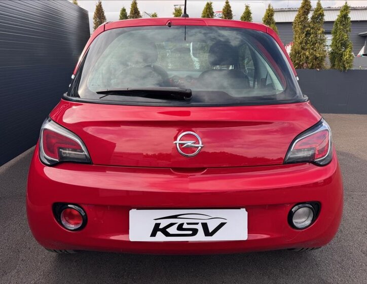 Opel Adam Hatchback 1,4 l 64 kw