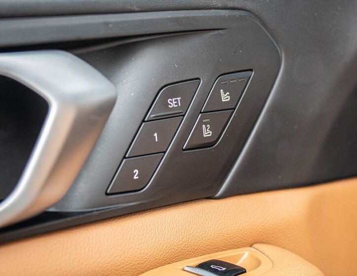 BMW X5 SUV / Terénní 3,0 l 195 kw