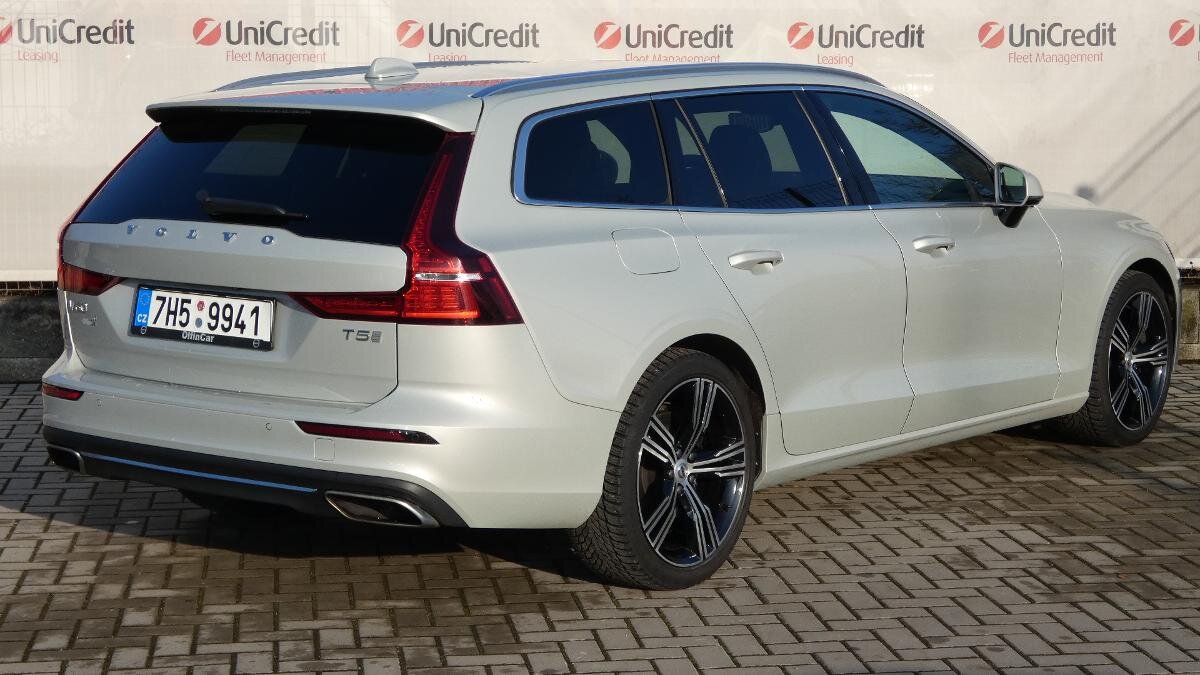 Volvo V60 Kombi 2,0 l 184 kw