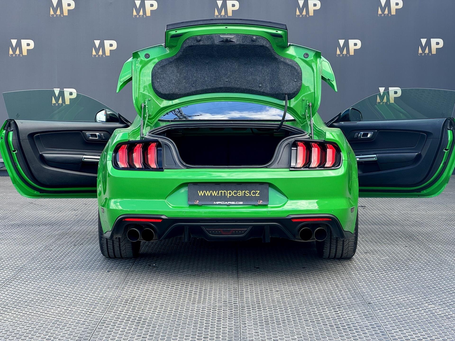 Ford Mustang Ostatní 5,0 l 551 kw