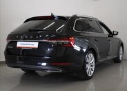 Škoda Superb Kombi 2,0 l 147 kw