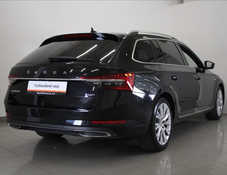 Škoda Superb Kombi 2,0 l 147 kw