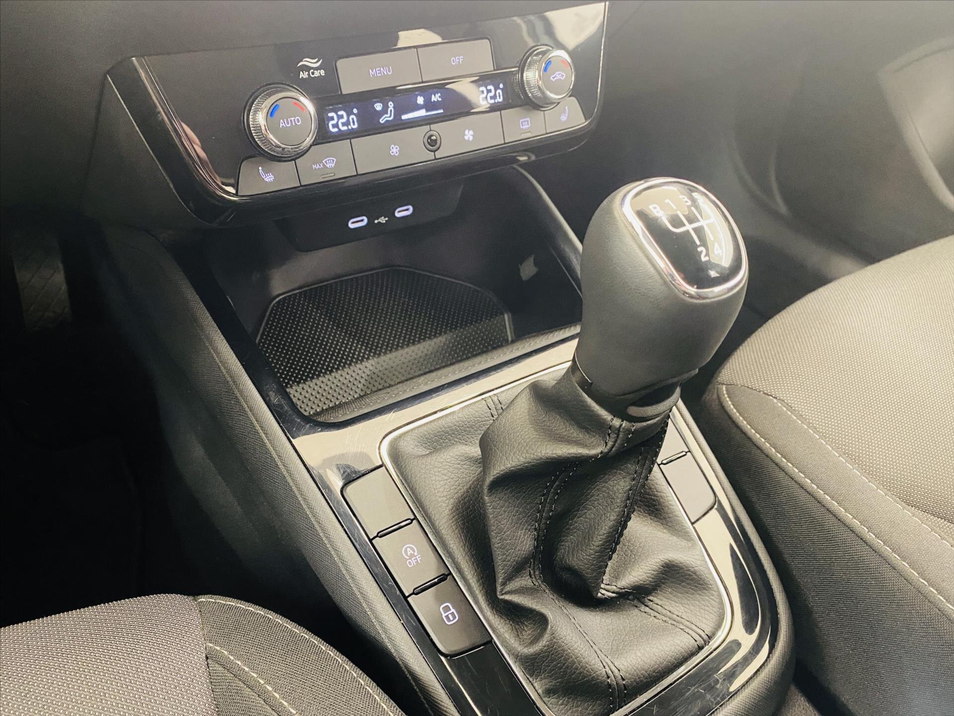 Škoda Fabia Hatchback 999,0 70 kw