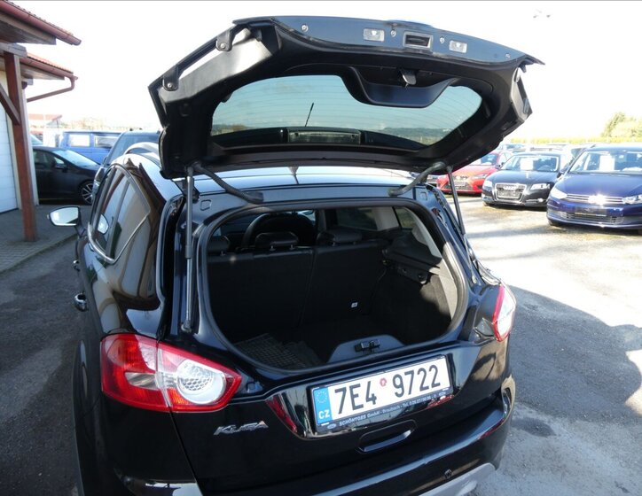Ford Kuga SUV / Terénní 2,0 l 103 kw