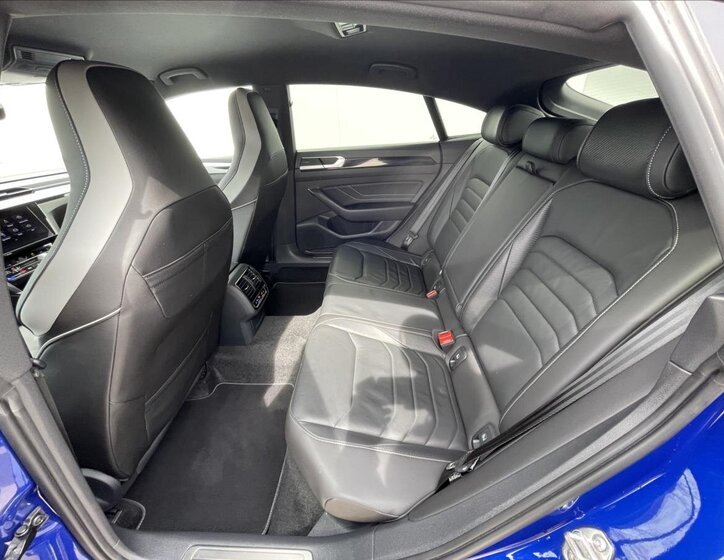 Volkswagen Arteon Hatchback 2,0 l 206 kw