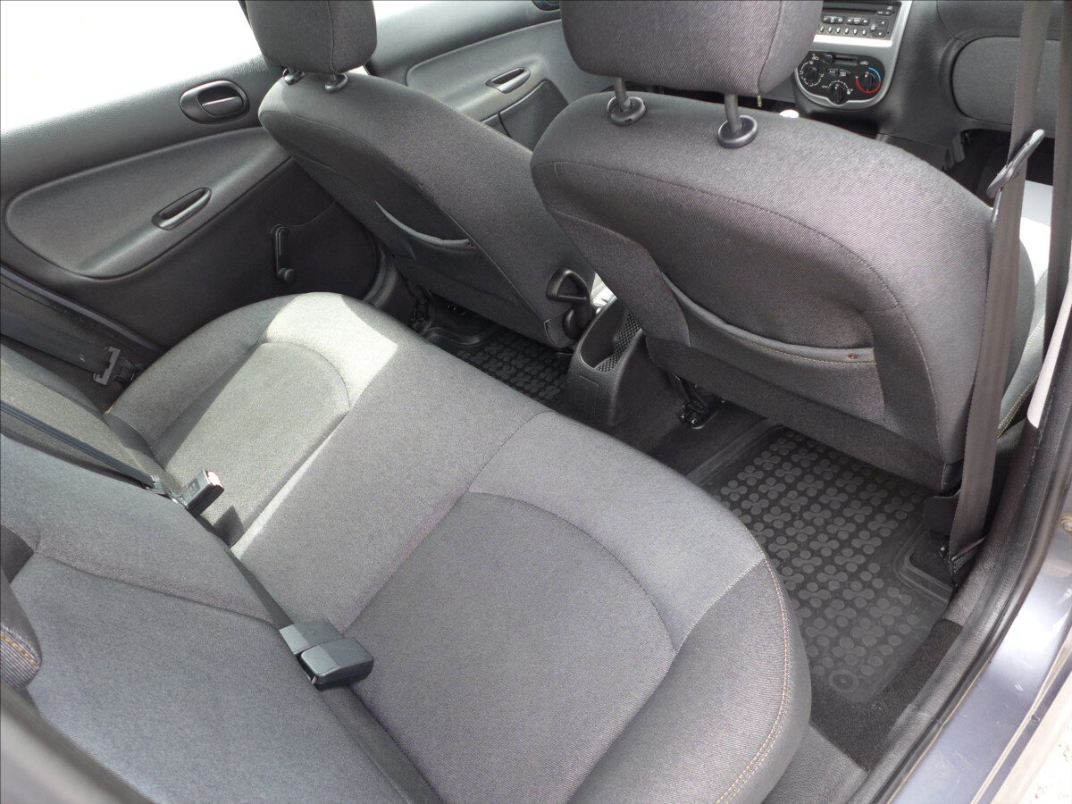 Peugeot 206 Hatchback 1,4 l 55 kw