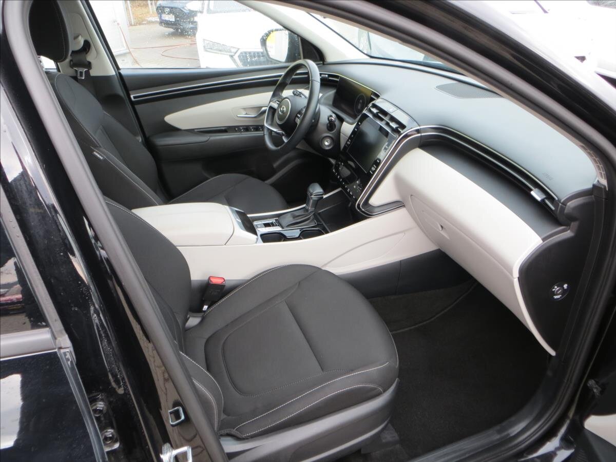 Hyundai Tucson SUV 1,6 l 110 kw