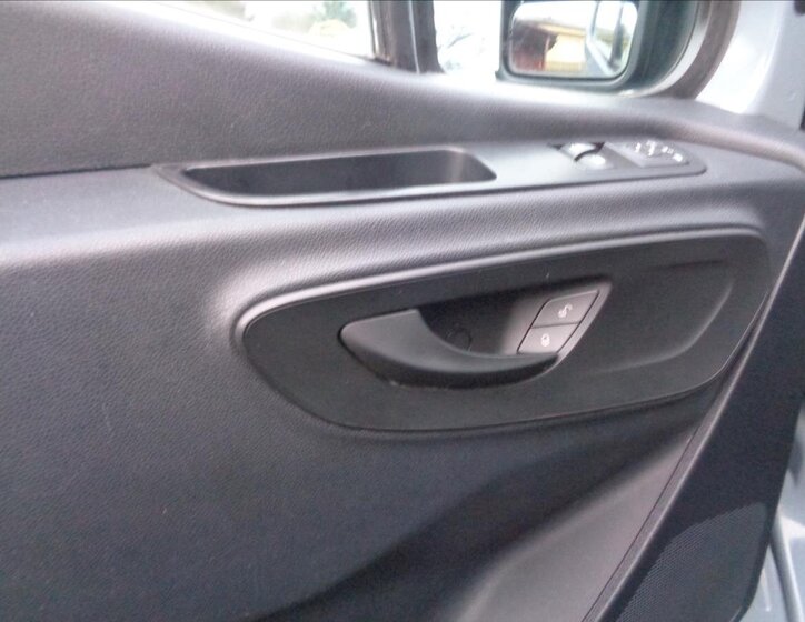 Mercedes-Benz Sprinter Kombi 2,1 l 105 kw
