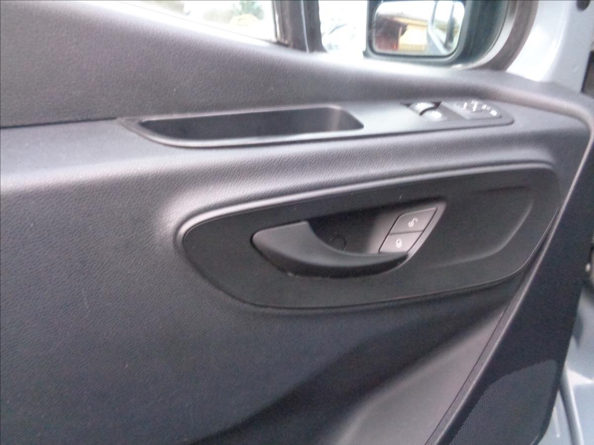 Mercedes-Benz Sprinter Kombi 2,1 l 105 kw