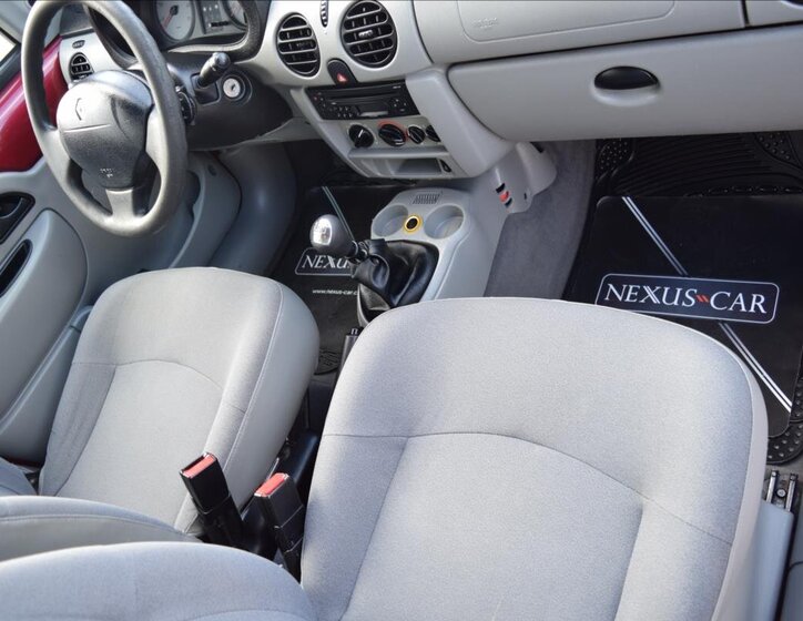 Renault Kangoo Kombi 1,1 l 55 kw